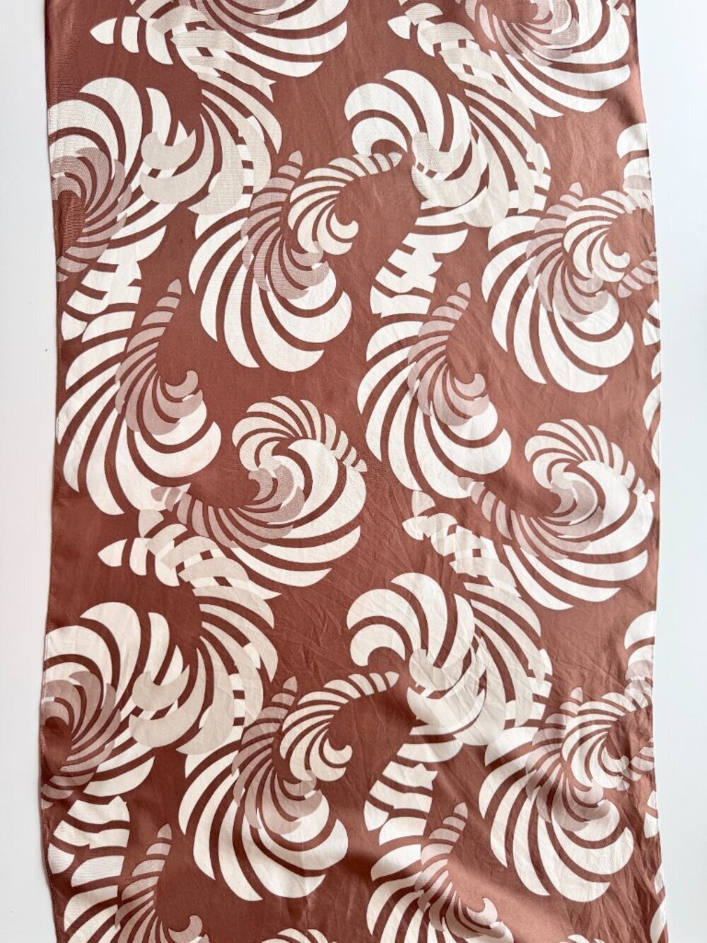 FREY WILLE Brown Ivory Sphinx Motif Silk Twill 69" x 20" Large Scarf Shawl - Picture 7 of 14